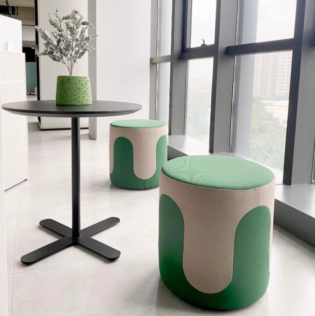 Fluid Pouf | DRAVA