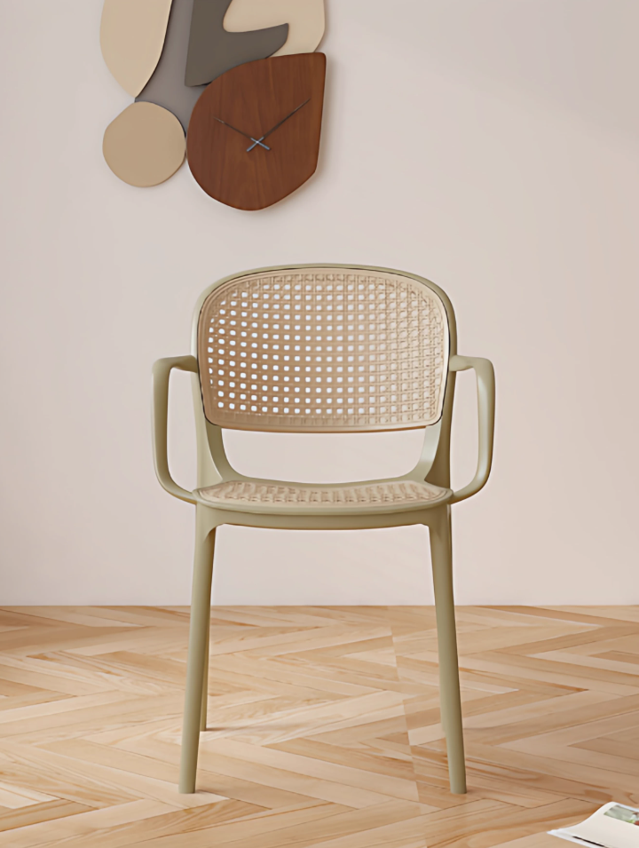 Dining Armhair | AERIS