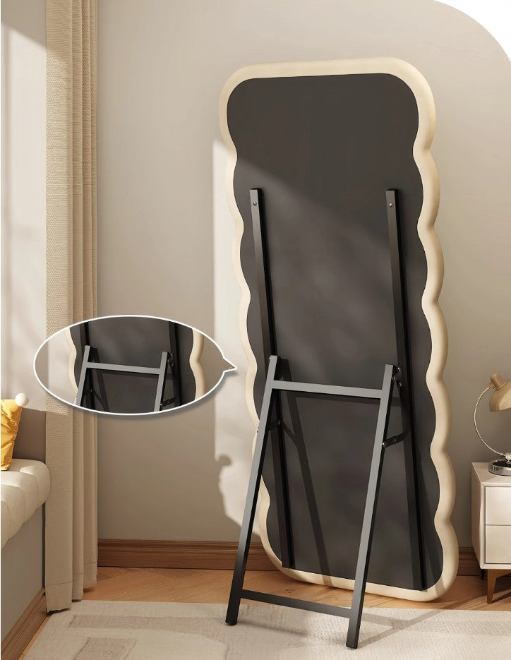 Wavy Full-Length Floor Mirror | SALLY