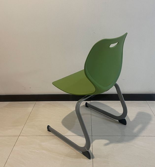 Cantilever Stackable Chair | LIEM