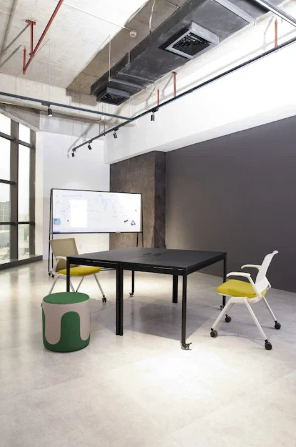 Fluid Pouf | DRAVA