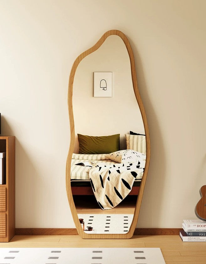 Wavy Floor & Wall Mirror | ANA