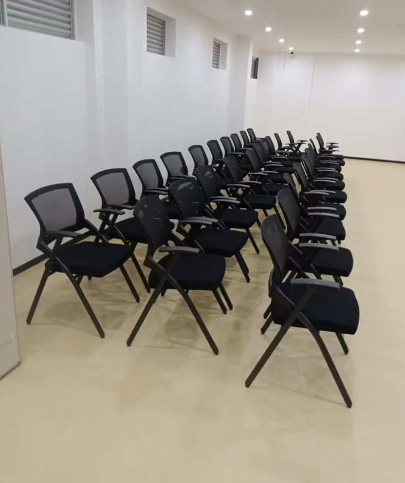 Training Armchair with Castors | ALEC