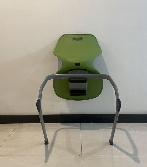 Cantilever Stackable Chair | LIEM - onehappyhome