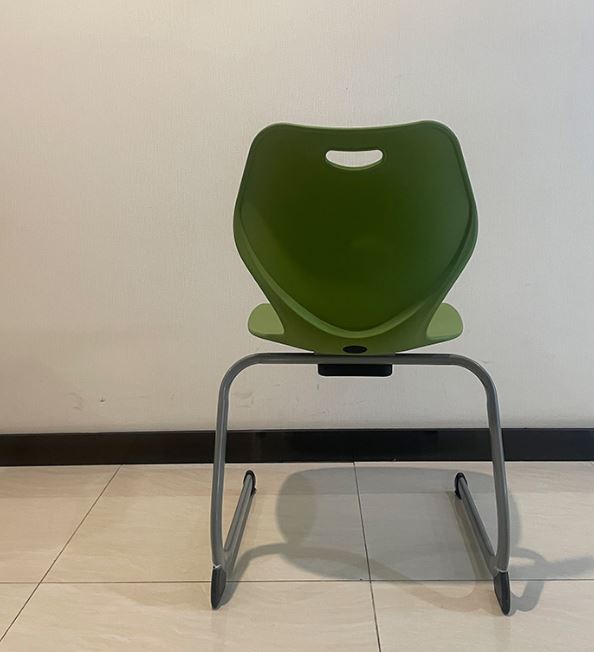 Cantilever Stackable Chair | LIEM - onehappyhome