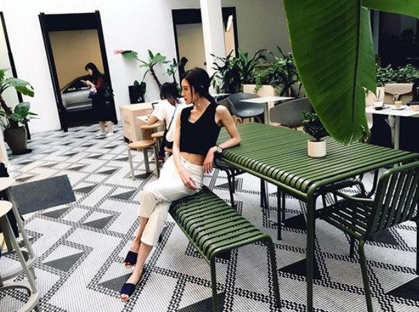 Modern Outdoor Dining Bench | OLGA - onehappyhome