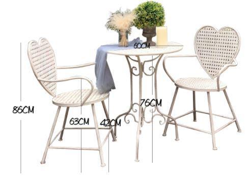 Modern Outdoor Table and Chairs Garden | HEART - onehappyhome